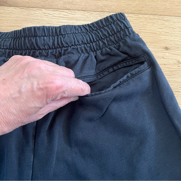 Gymshark short - Picture 3 of 9